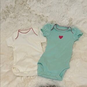 Carter's Aqua and Cream Bodysuit Set with Heart Detail. NWOT